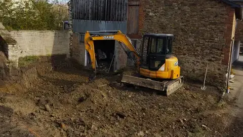 location mini-pelle Antrain-1