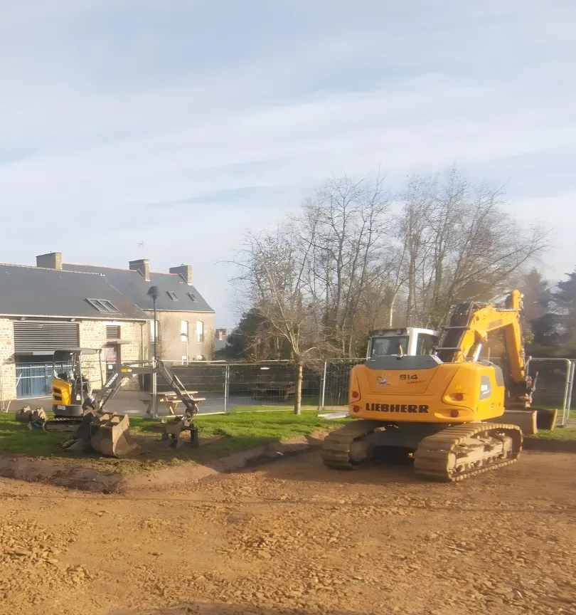 location mini pelle antrain