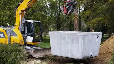 location mini-pelle à Bazouges-la-Pérouse - image 3