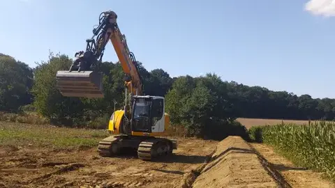 location mini-pelle à Chauvigné - image 2