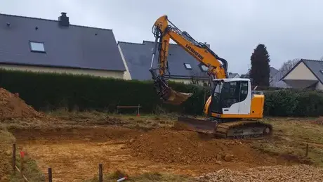 location mini-pelle à Chauvigné - image 4