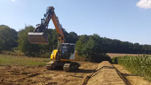 location mini-pelle à Saint-Sauveur-des-Landes - image 2