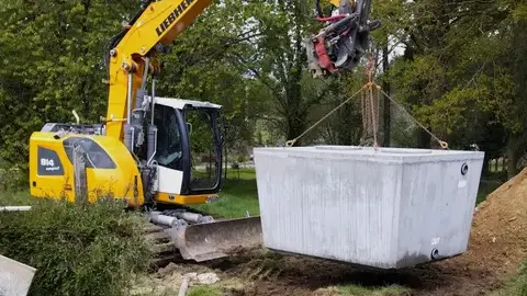 location mini-pelle Saint-Sauveur-des-Landes-5