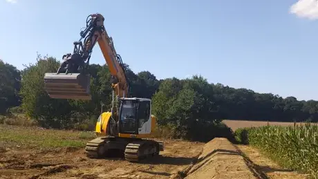 terrassement maison à Bazouges-la-Pérouse - image 4